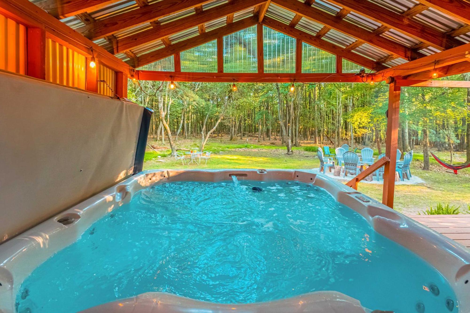 Poconos Ski Retreat With Sauna, Hot Tub, And Game Room Lake Harmony Exterior photo