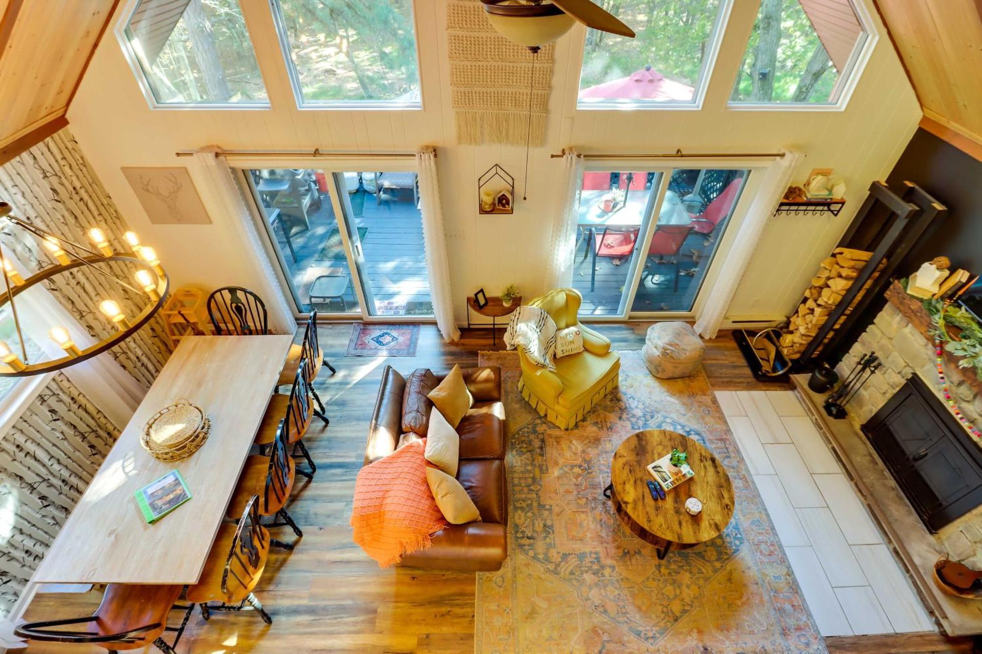Poconos Ski Retreat With Sauna, Hot Tub, And Game Room Lake Harmony Exterior photo